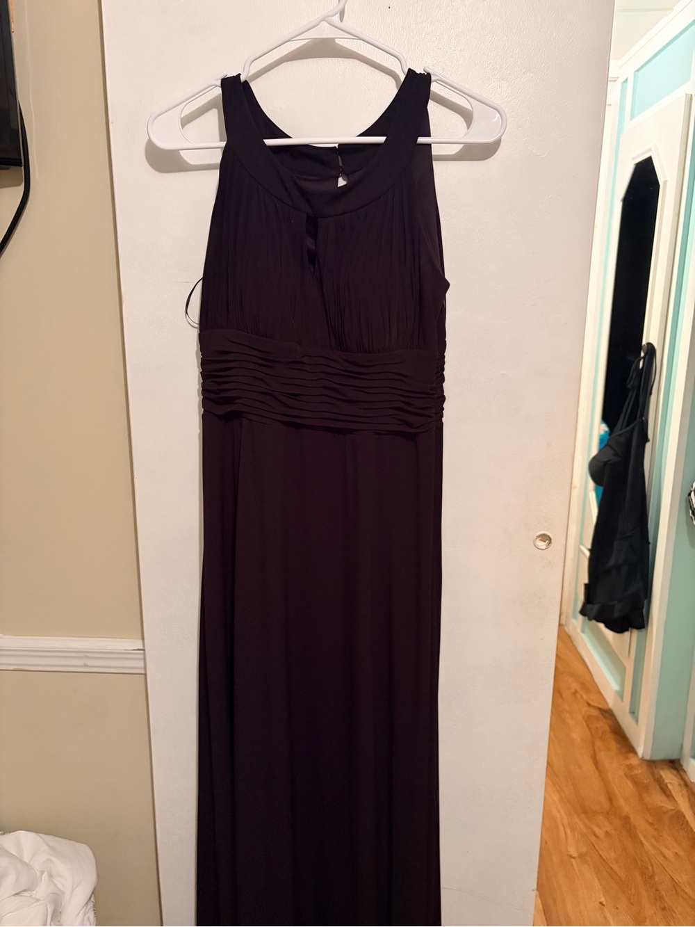 Women’s Classic Black Sleeveless Maxi Dress